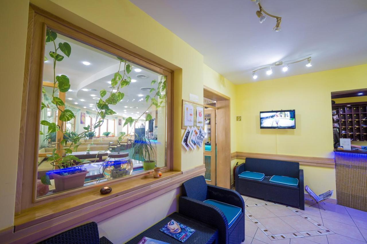 Hotel Euforia Nová Lesná Eksteriør bilde
