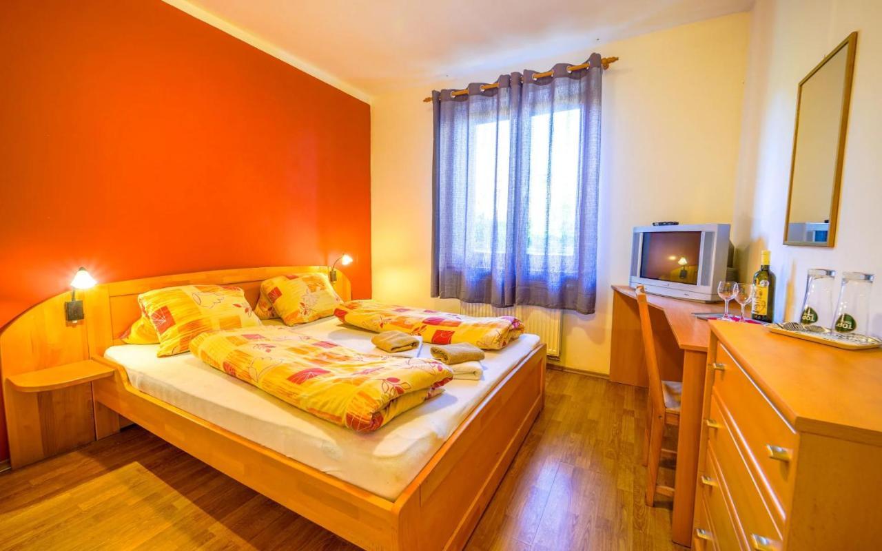 Hotel Euforia Nová Lesná Eksteriør bilde